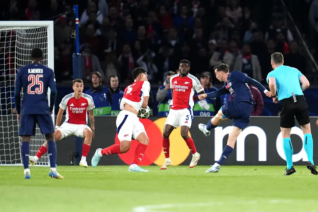 Ruiz-vs-Arsenal-61ff50db8